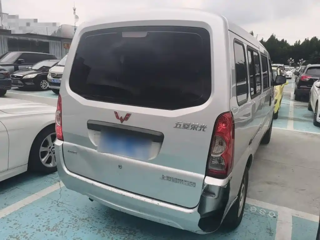 Wuling Rongguang 2022
