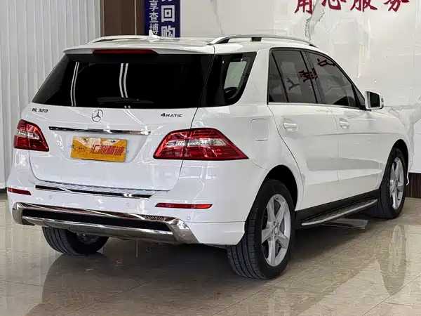 Mercedes-Benz M-Class 2015