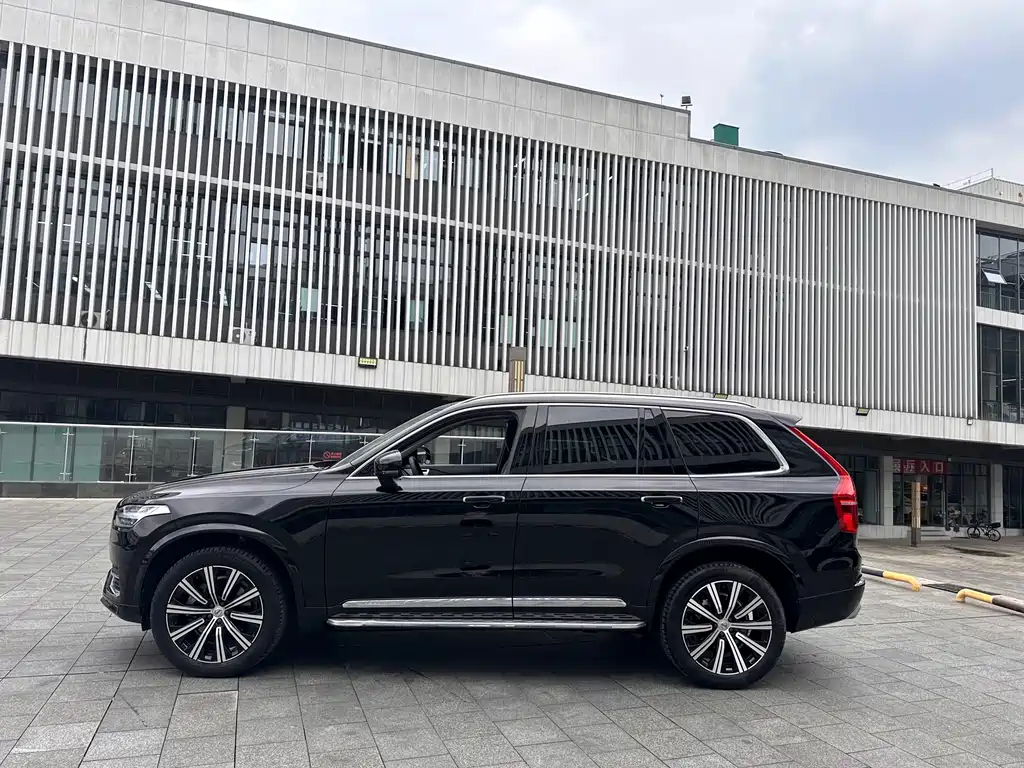 Volvo XC90 2019
