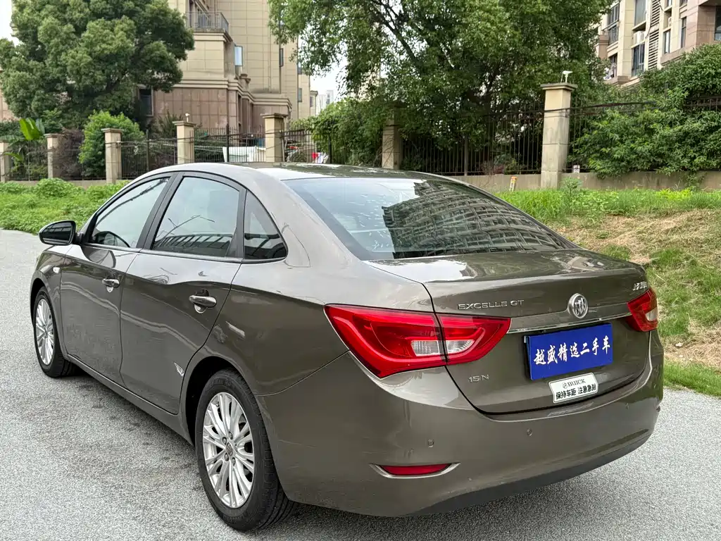 Buick Excelle 2017 — фото 4