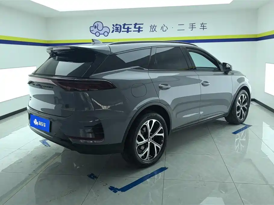 BYD Tang New Energy 2025 — фото 3