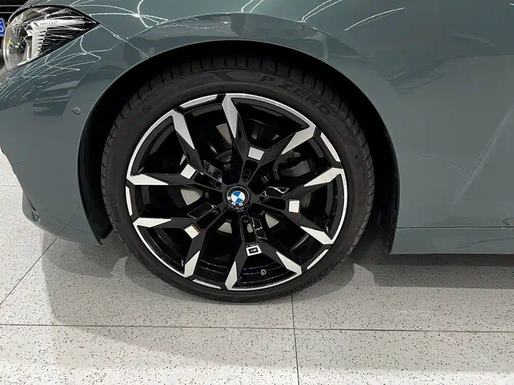BMW 4 Series 2025 — фото 11