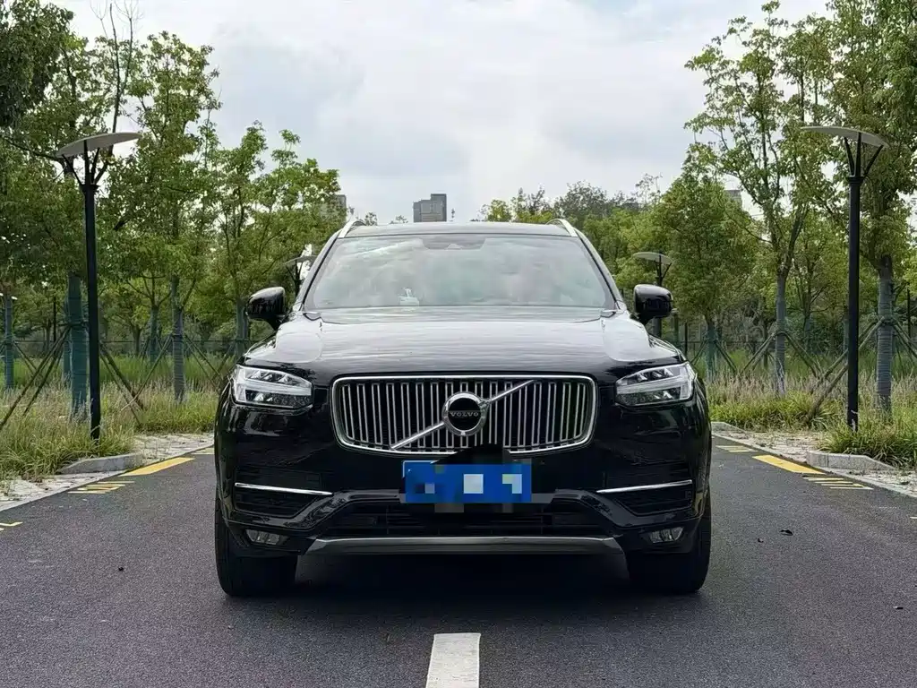Volvo XC90 2019 — фото 2