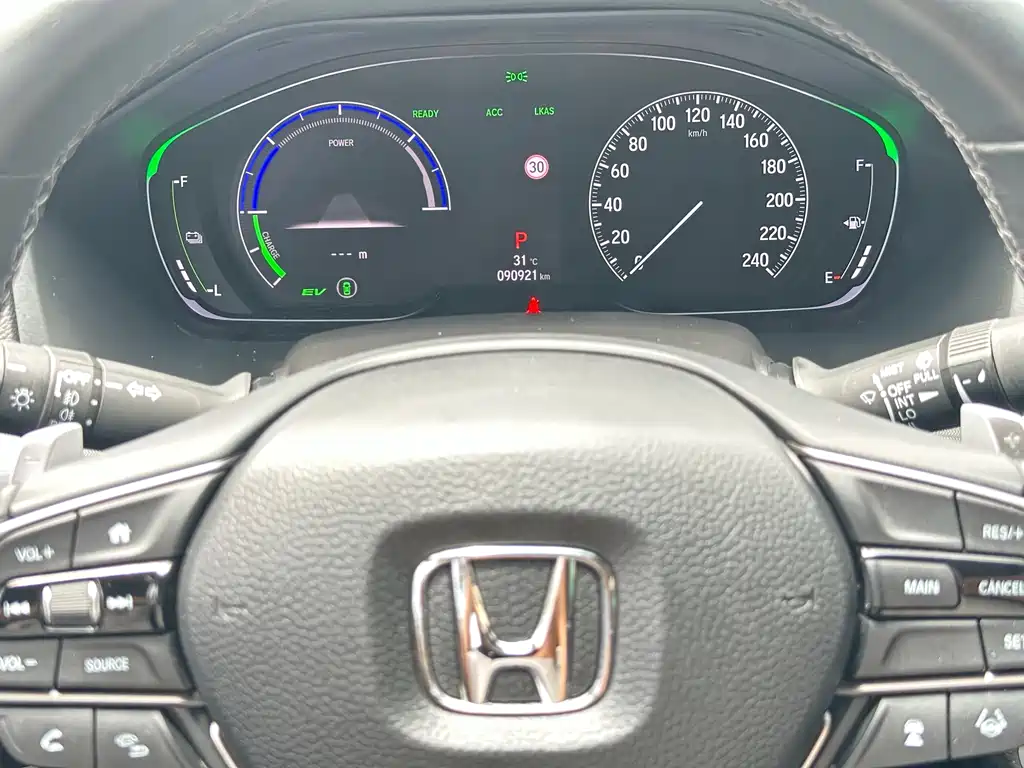 Honda Accord 2020 — фото 11