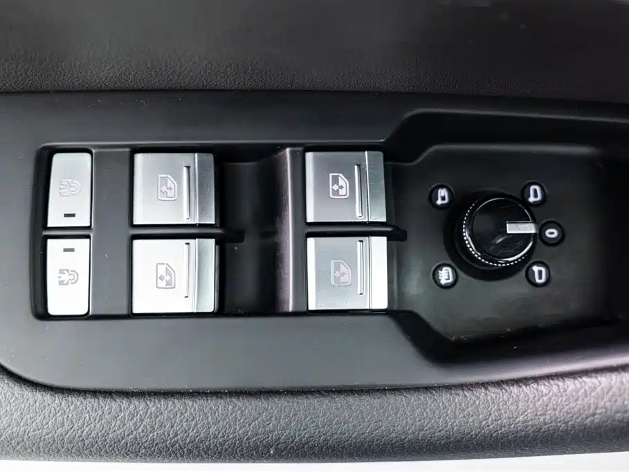 Audi A6L 2023 — фото 17