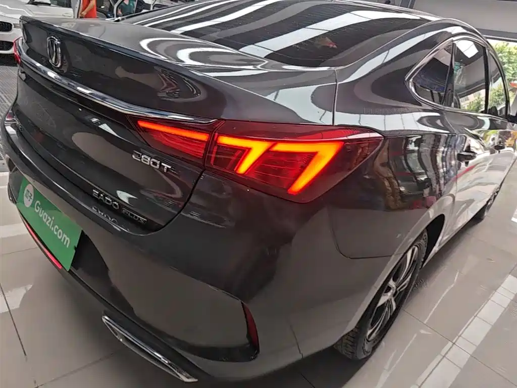 Changan Eado 2022 — фото 8