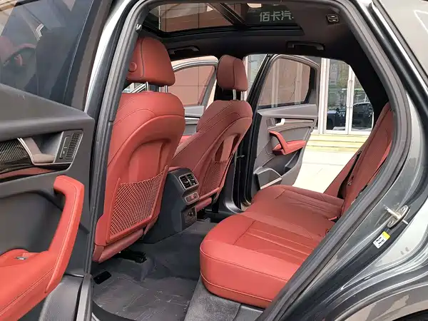 Audi Q5L Sportback 2021