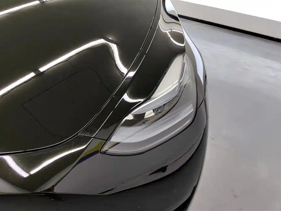 Tesla Model Y 2023 — фото 5