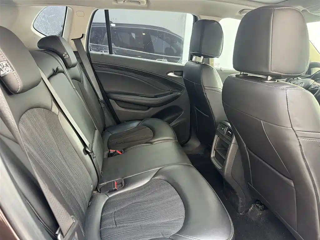 Buick Envision Plus 2021 — фото 11