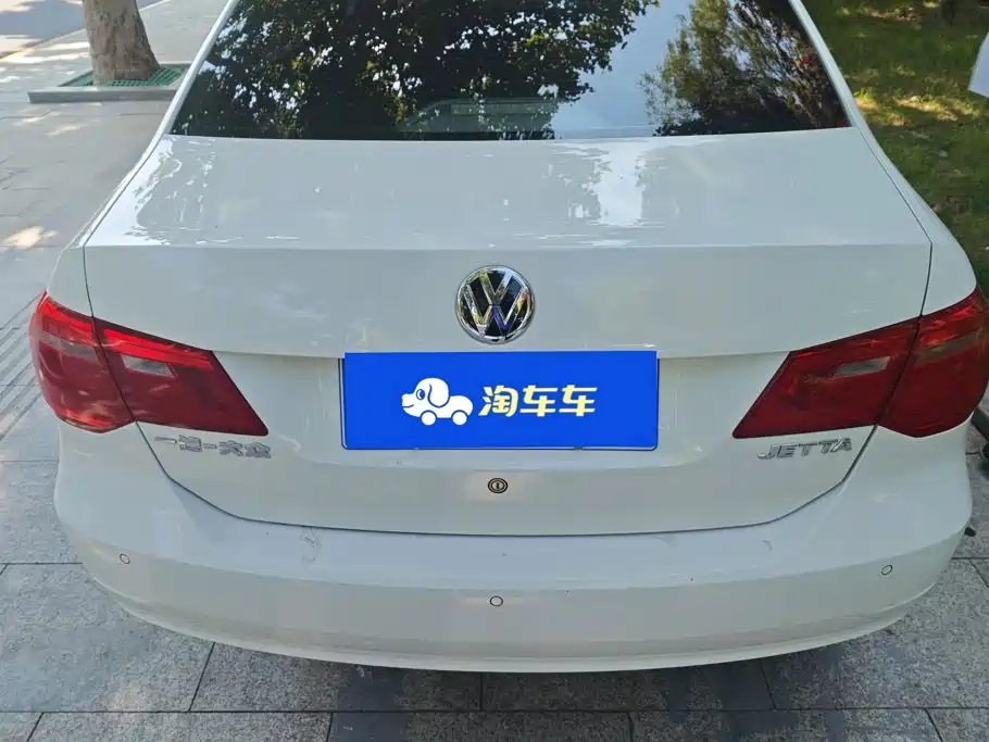 Volkswagen Jetta 2015