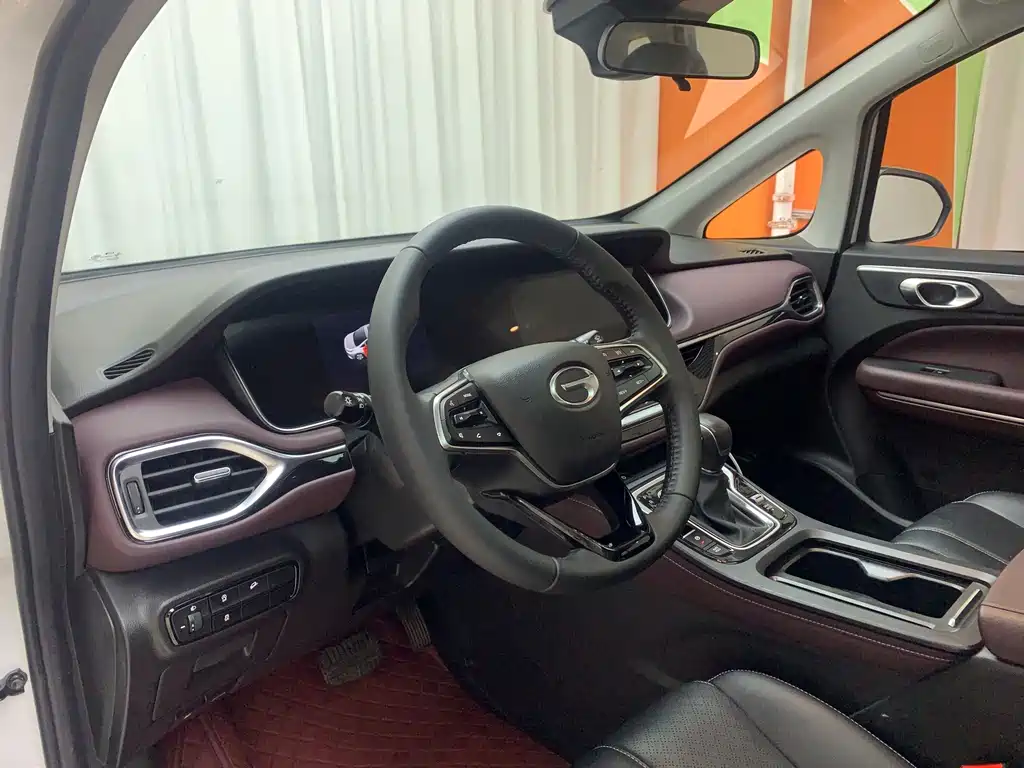 GAC Trumpchi M6 2022 — фото 8