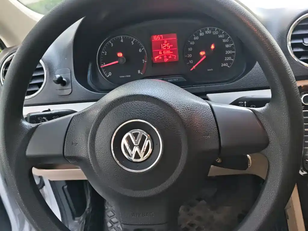 Volkswagen Jetta 2015