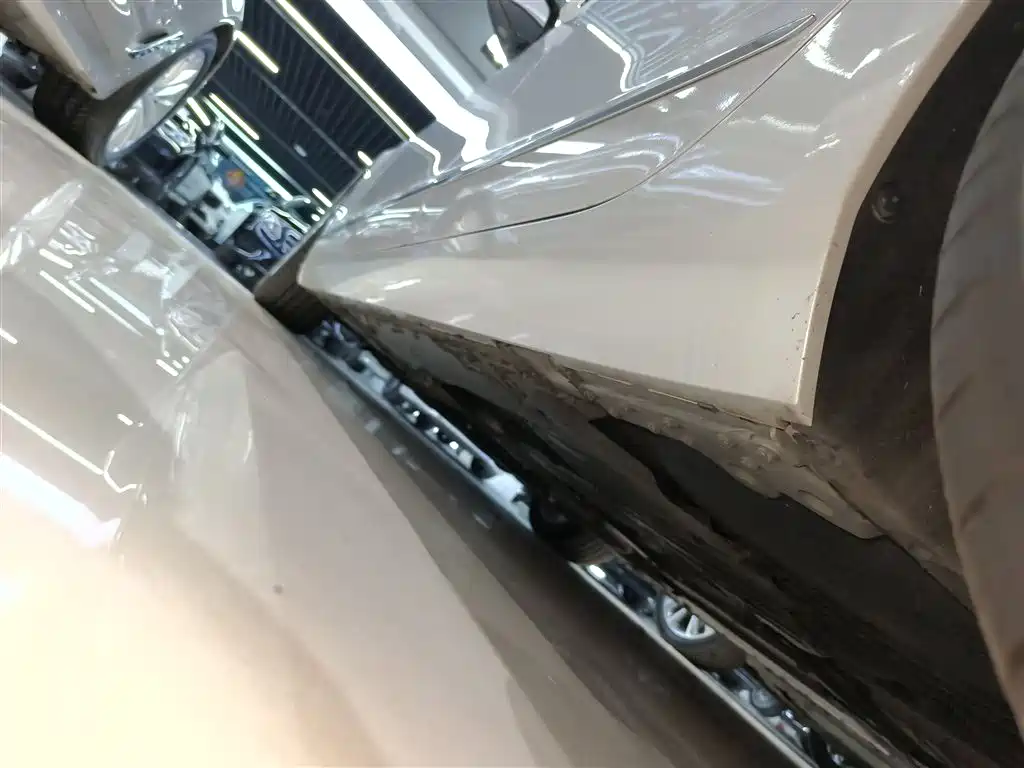 Cadillac CT6 2023 — фото 21