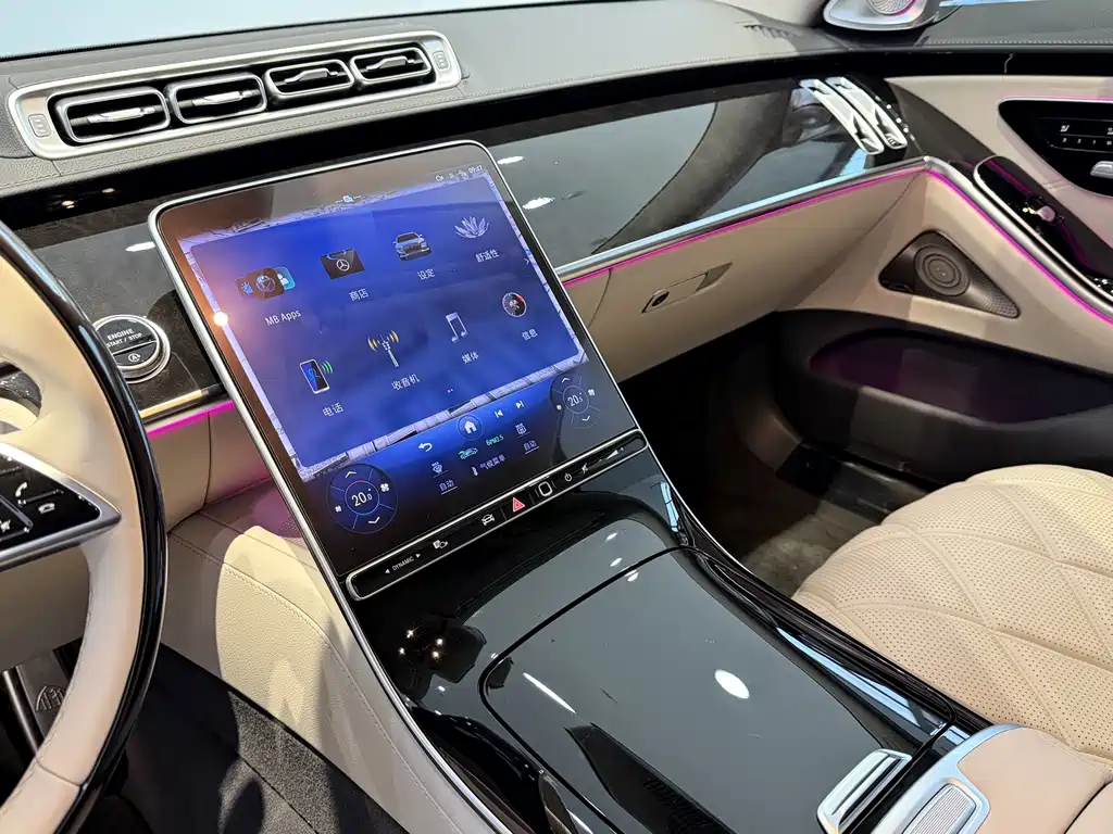 Mercedes-Benz Maybach S-Class 2023 — фото 15