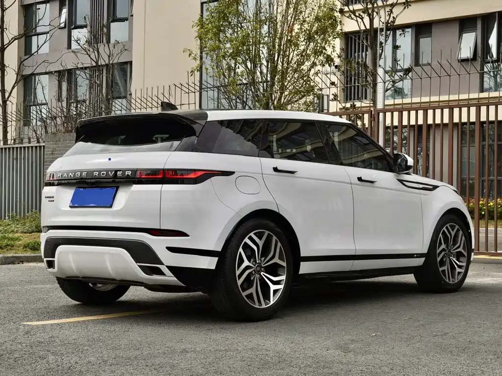 Land Rover Evoque 2021 — фото 14