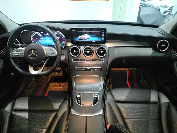 Mercedes-Benz C-Class 2020