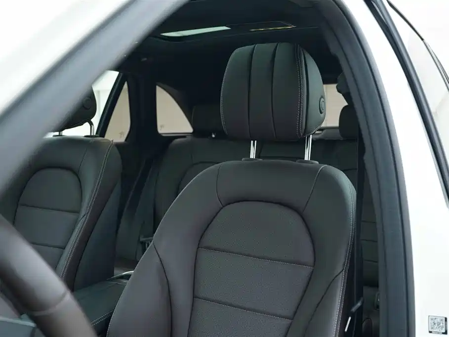 Mercedes-Benz GLC 2019 — фото 13