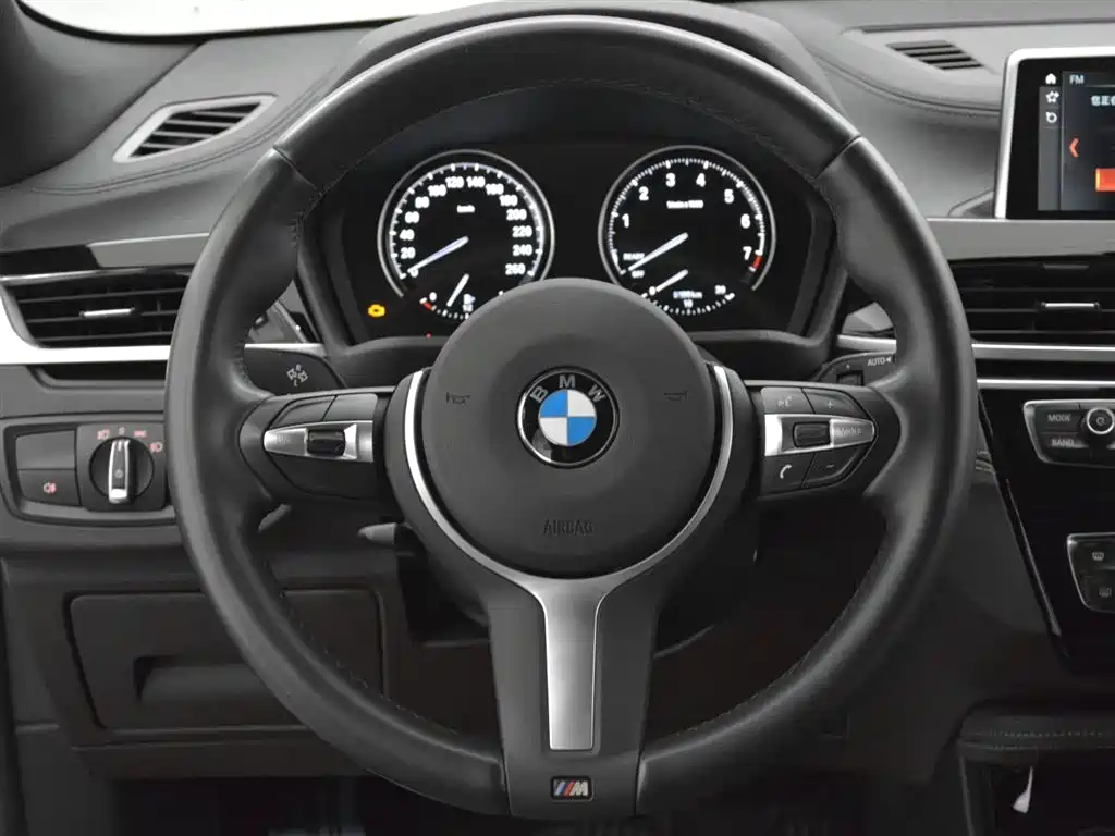 BMW X2 2020 — фото 13