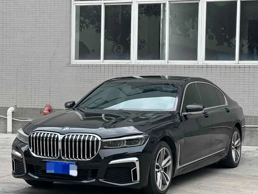 BMW 7 Series 2019 — фото 1