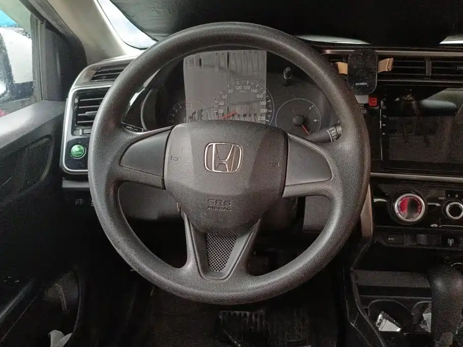 Honda City 2016 — фото 15