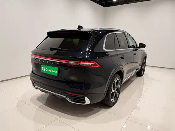 Geely Xingyue L 2025