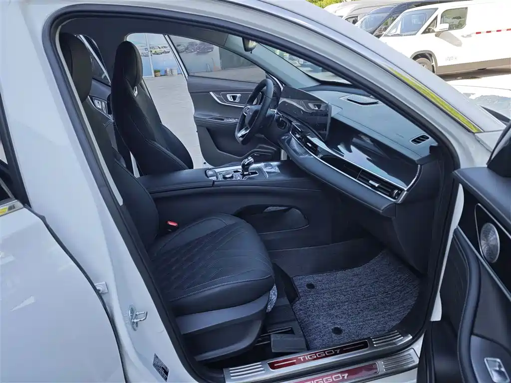 Chery Tiggo 7 PLUS 2023 — фото 11