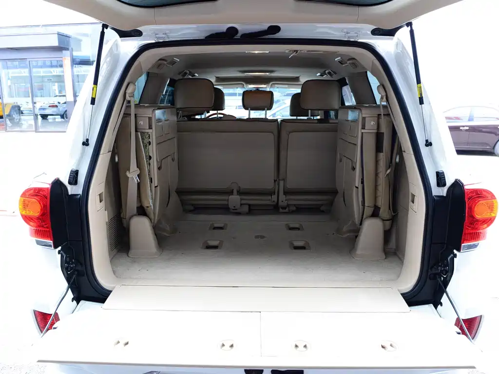 Toyota Land Cruiser 2017 — фото 16