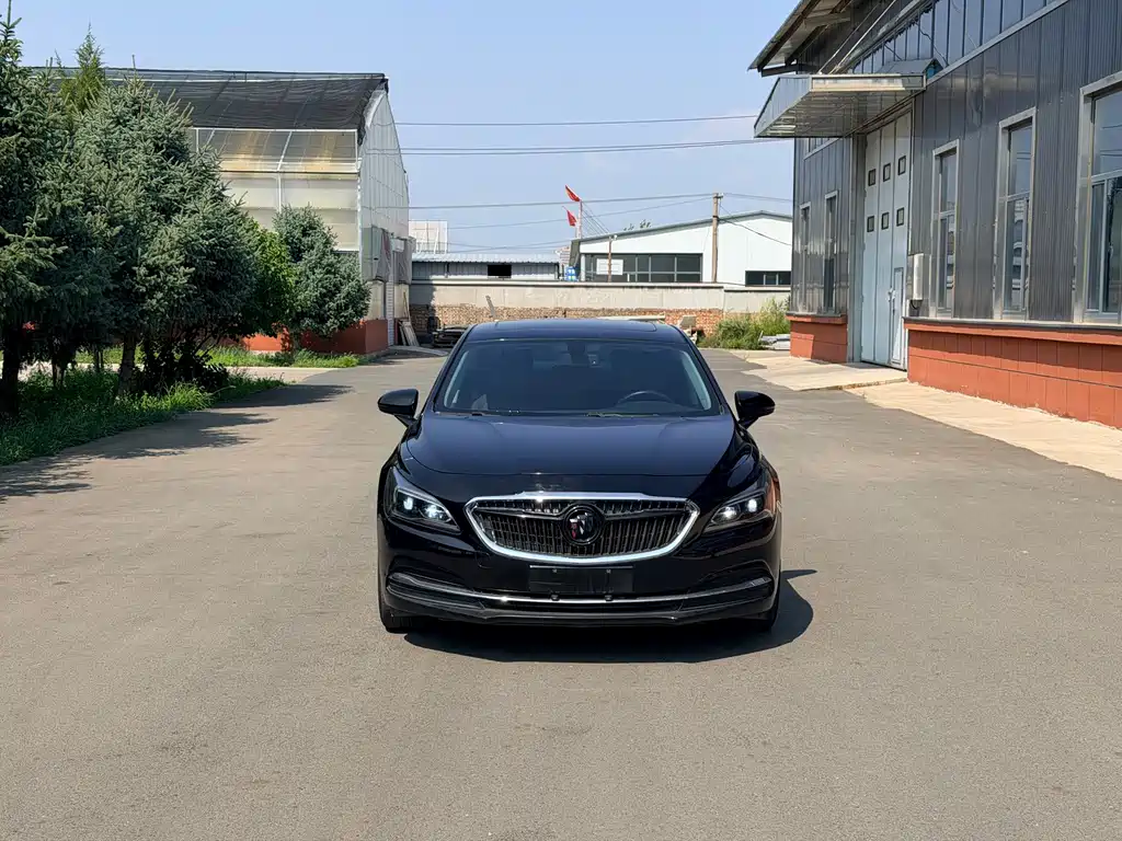 Buick LaCrosse 2019 — фото 2