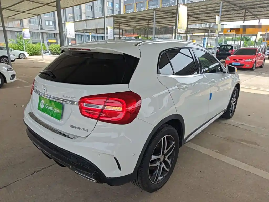 Mercedes-Benz GLA 2016
