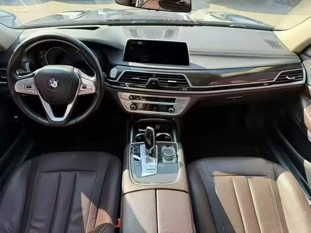 BMW 7 Series 2017