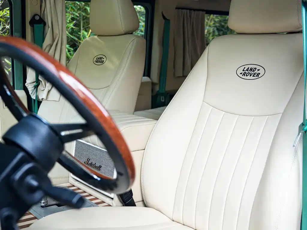 Land Rover Defender 2013 — фото 10