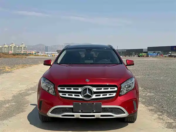 Mercedes-Benz GLA 2018