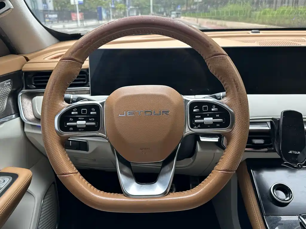 Jetour X70 PLUS 2021 — фото 13