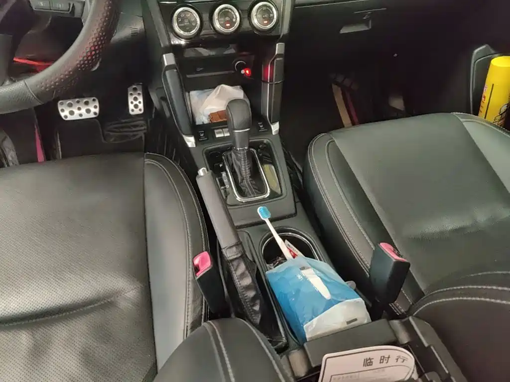 Subaru Forester 2017 — фото 14