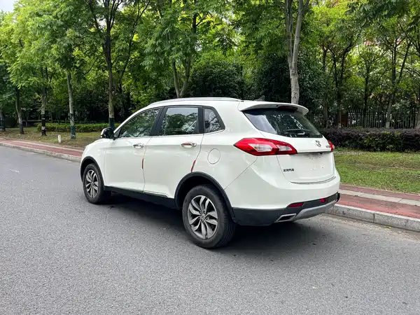 BAIC Shenbao X65 2015