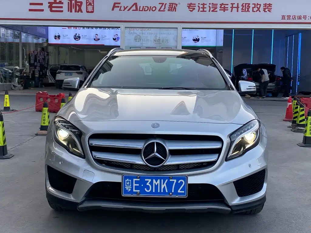 Mercedes-Benz GLA 2015 — фото 2