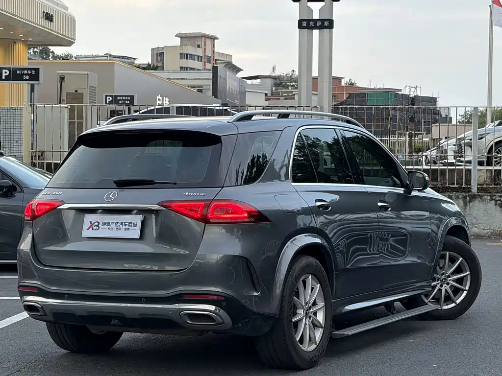 Mercedes-Benz GLE 2020 — фото 18