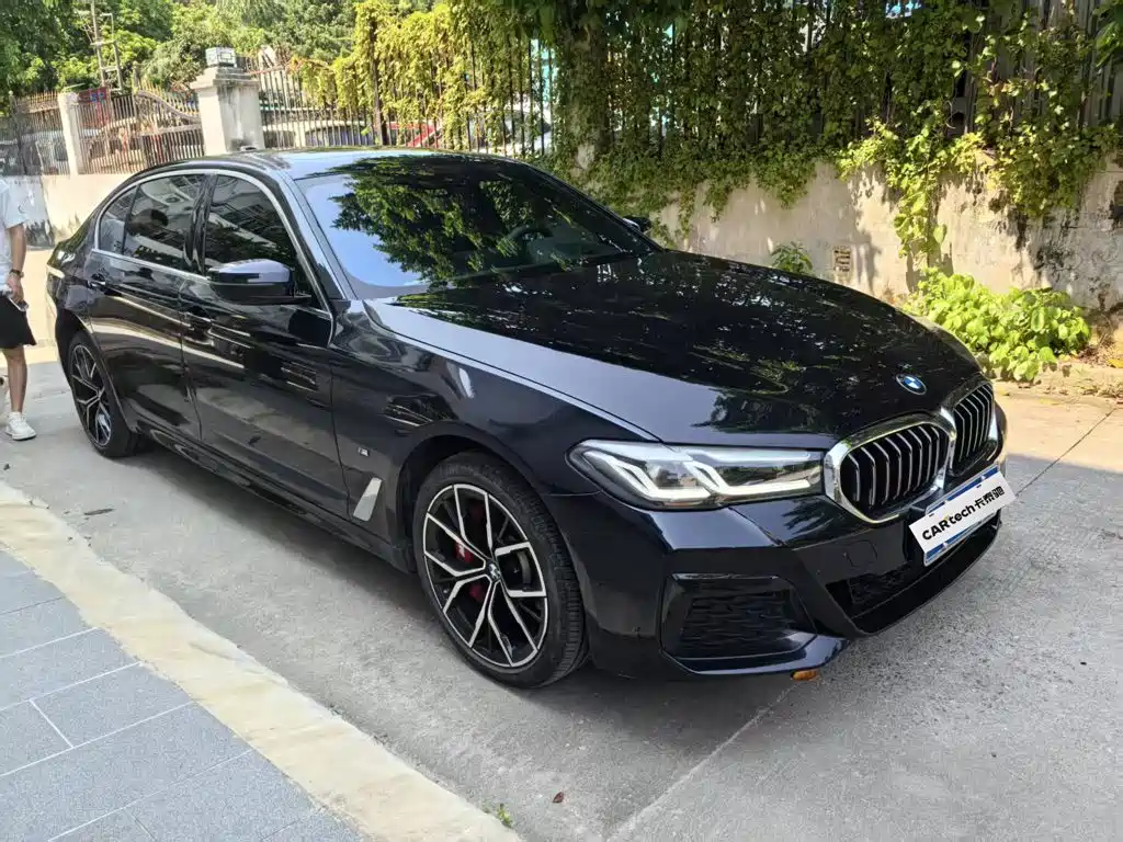 BMW 5 Series 2023
