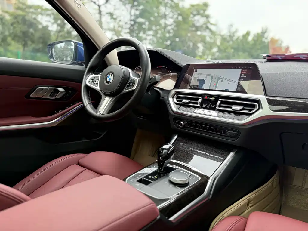 BMW 3 Series 2021 — фото 18