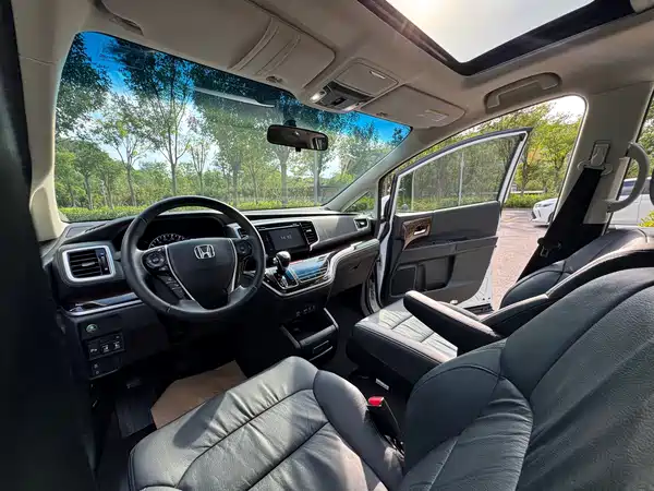 Honda Odyssey 2016