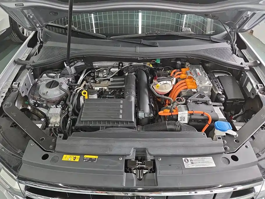 Volkswagen Tiguan L PHEV 2021 — фото 10