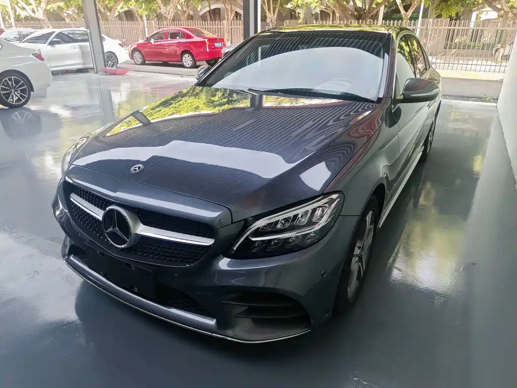 Mercedes-Benz C-Class 2020