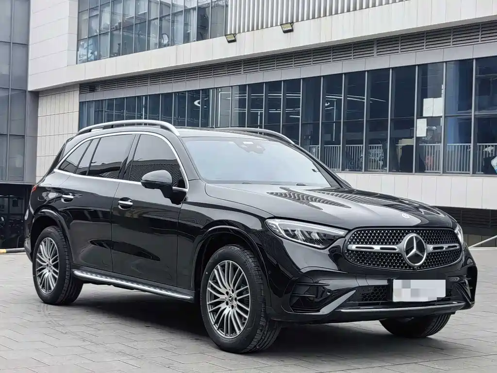 Mercedes-Benz GLC 2025