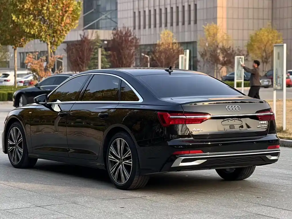 Audi A6L 2023 — фото 12