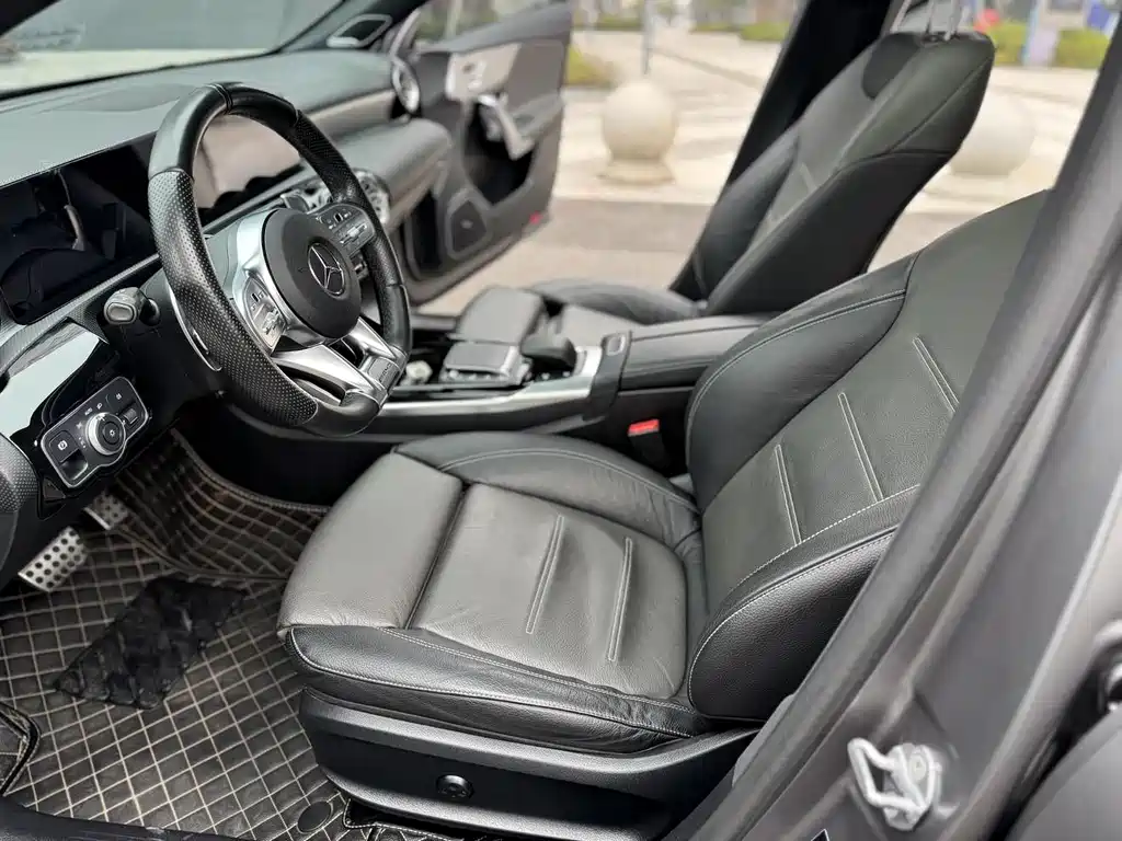 Mercedes-Benz A-Class AMG 2021 — фото 6