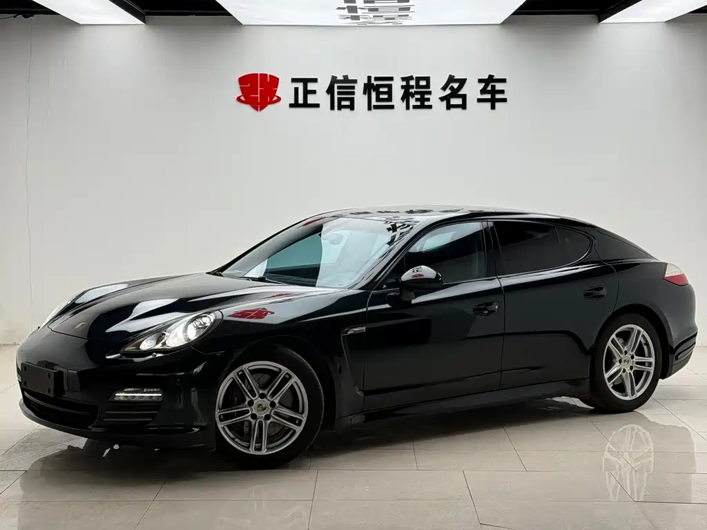 Porsche Panamera 2012