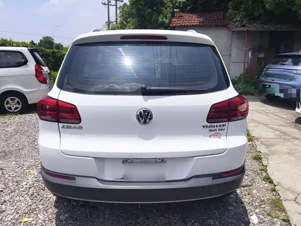 Volkswagen Tiguan 2015