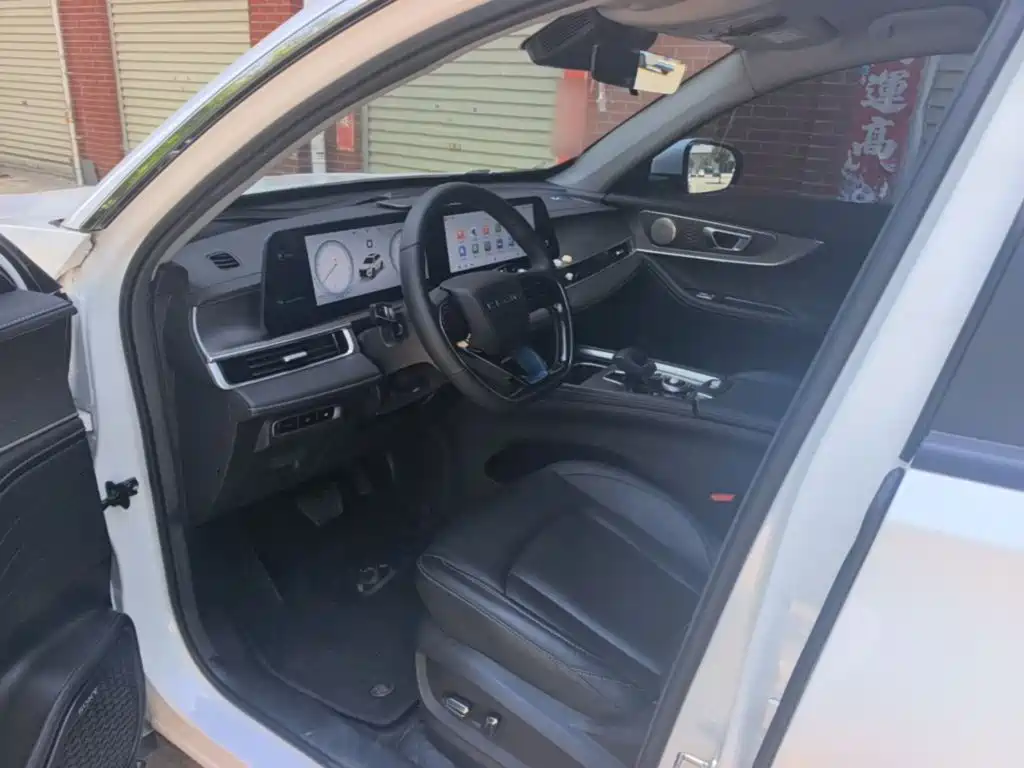 Chery Tiggo 8 PRO NEV 2024 — фото 16