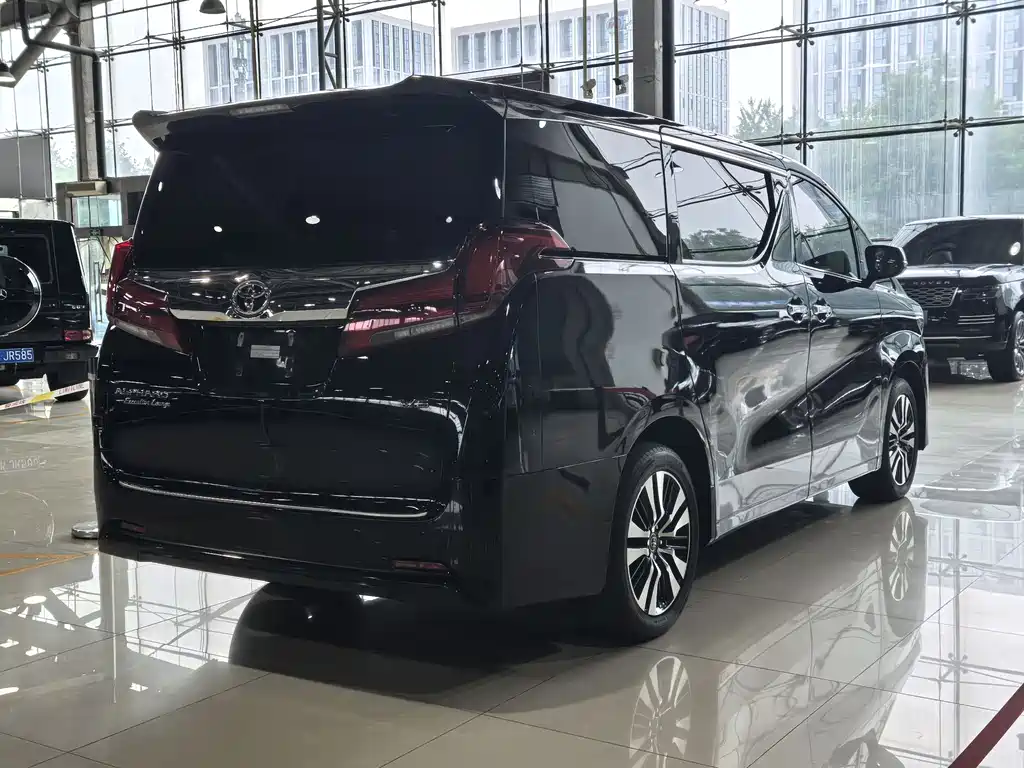 Toyota Alphard 2019 — фото 21