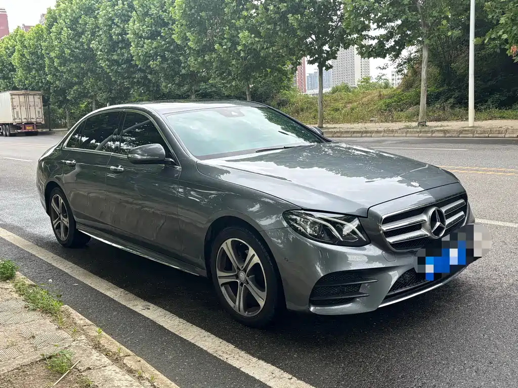 Mercedes-Benz E-Class 2017 — фото 3